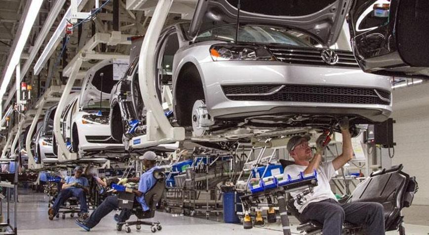 Dünya devi Volkswagen onayladı: 50 bin kişi işten çıkarılacak