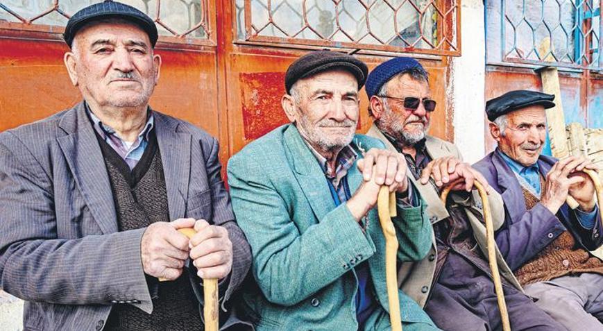 Dünyada yaşlanma alarmı 65 yaş üstü nüfus 5 yaş altı çocukları geçti