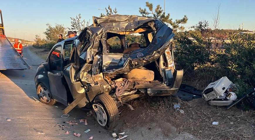 Kuzey Marmara Otoyolu’nda feci kaza TIR, hafif ticari araca çarptı