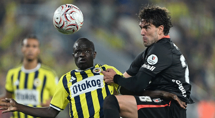 Fenerbahçede orta saha alarmı Beşiktaş derbisinde büyük çöküş