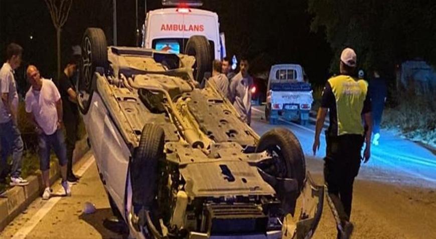 Bursada feci kaza Kamyonetle otomobil çarpıştı: 2 yaralı