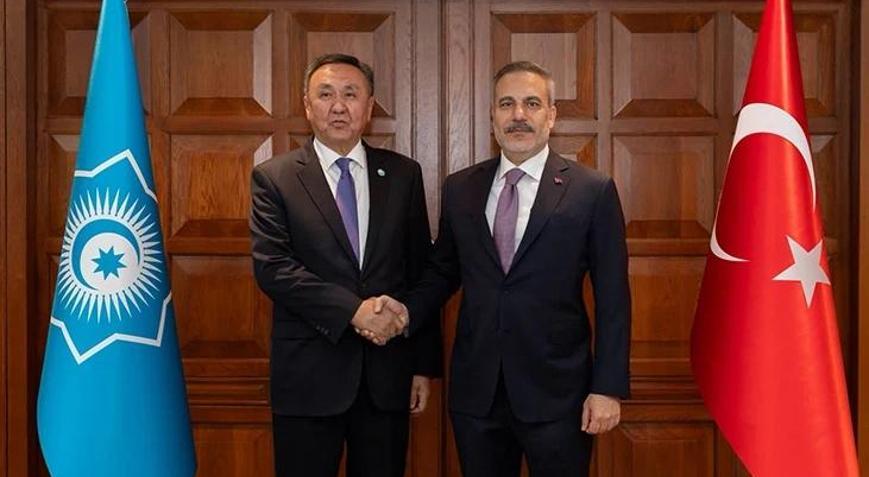 Dışişleri Bakanı Hakan Fidan, TDT Genel Sekreteri Ömüraliyevi kabul etti