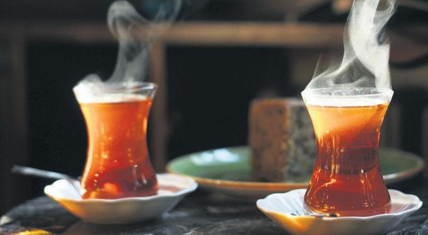 İçmeden biraz bekletin