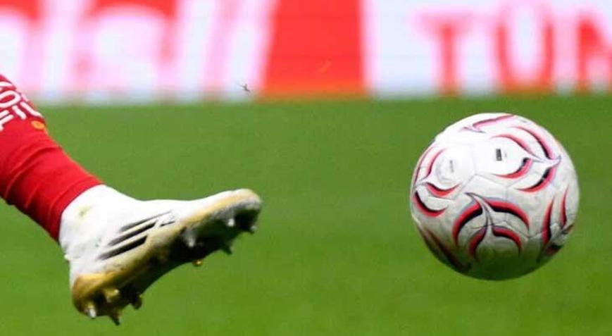 UEFA ŞAMPİYONLAR LİGİ GÜNÜN MAÇ PROGRAMI 10 EYLÜL Bugün Şampiyonlar Liginde hangi maçlar oynanacak İşte maçların başlangıç saati ve yayın kanalları...