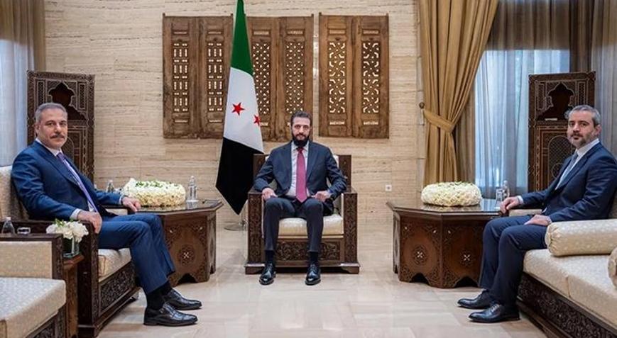Dışişleri Bakanı Hakan Fidan, Suriye Cumhurbaşkanı Şara tarafından kabul edildi