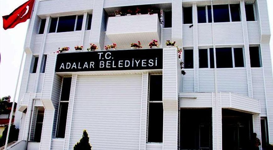Adalar Belediye Başkan Vekili Medine Pamuk görevinden istifa etti: Valilik seçim tarihini açıkladı