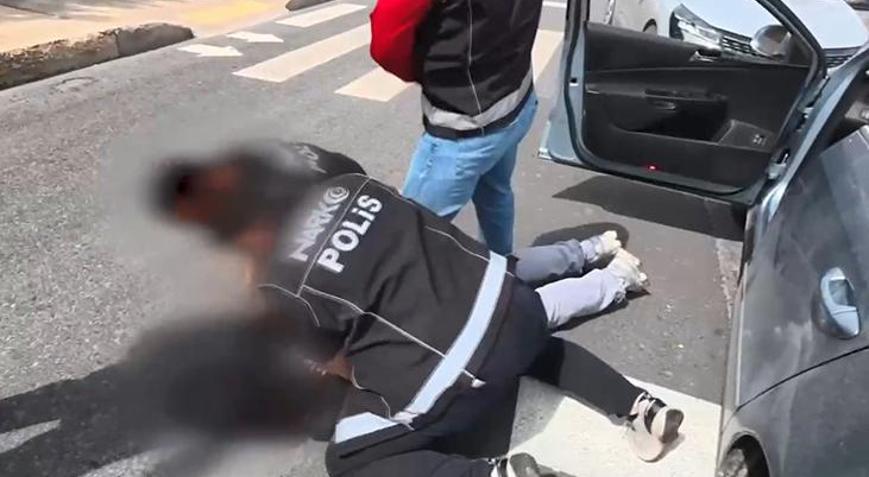 Çatalcada uyuşturucu operasyonu 11 kilo 500 gram kokain ele geçirildi
