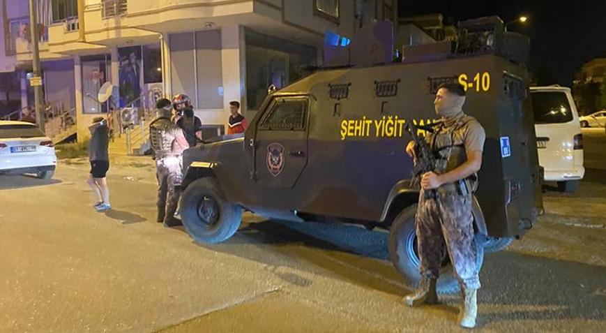 Adana’da aile faciası Eski eşini öldürdü, oğlunu ağır yaralayıp intihar etti