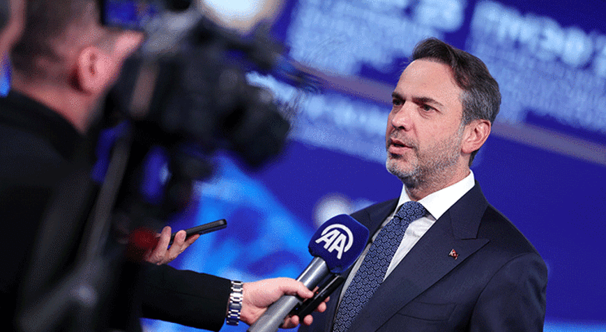 Bakan Bayraktar: Yenilenebilir enerjide yükselen bir Türkiye var