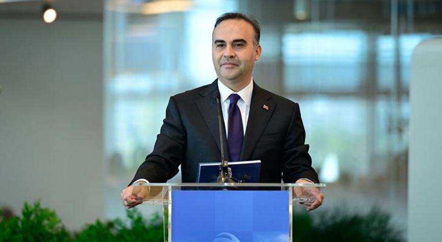 Bakan Kacır: Genç nüfus, teknolojiye daha hızlı uyum sağlıyor