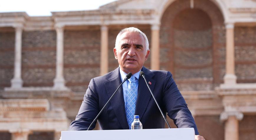 Bakan Ersoy: Yurt dışına çıkarılan eserlerin izi sürülüyor