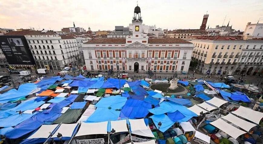 Spain publishes sweeping housing decree as protests continue