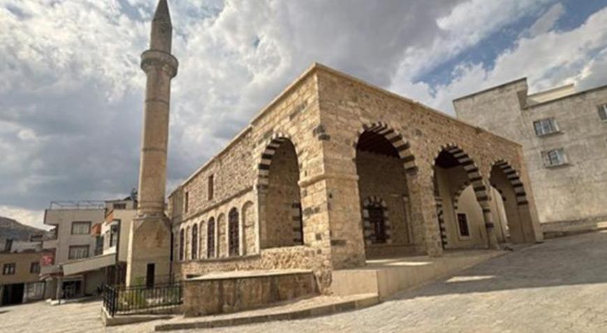 Asırlık mabetler yeniden cemaatiyle buluşacak