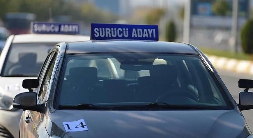 Ehliyet sınavında yeni model Direksiyon sınavında rota değişiyor