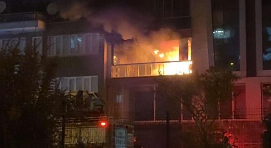 Aydın’da 9 katlı binada yangın 5 kişi dumandan etkilendi