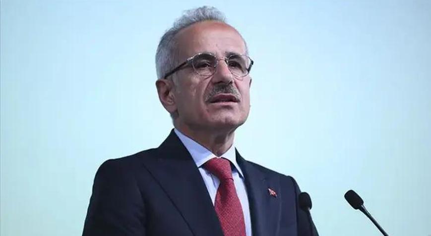 Bakan Uraloğlu, Sakaryada havacılık zirvesinde konuştu