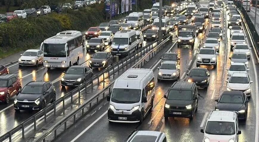 Trafiğe kaydı yapılan araç sayısı arttı