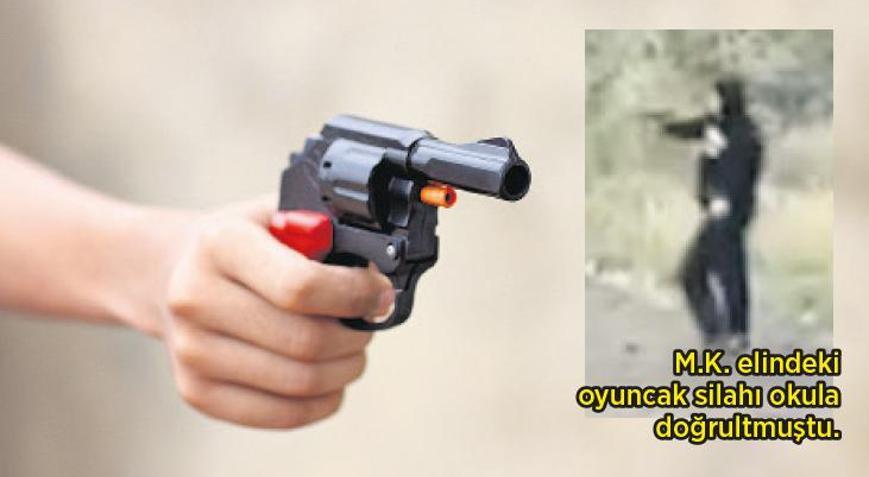 Yedi yıla kadar hapis cezası verilebilir Oyuncak da olsa silahla şakanın sonucu ciddi