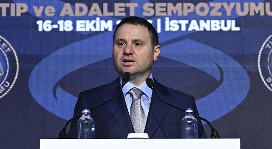 Adalet Bakanı Gürlekten sağlıkta şiddet mesajı: Kırmızı çizgimiz