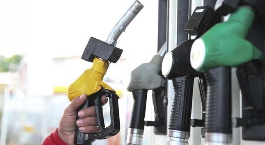 ARAÇ SAHİPLERİ DİKKAT Gece yarısı Benzine dev indirim geliyor İstanbul-Ankara-İzmir güncel akaryakıt fiyatları (19 Ekim)