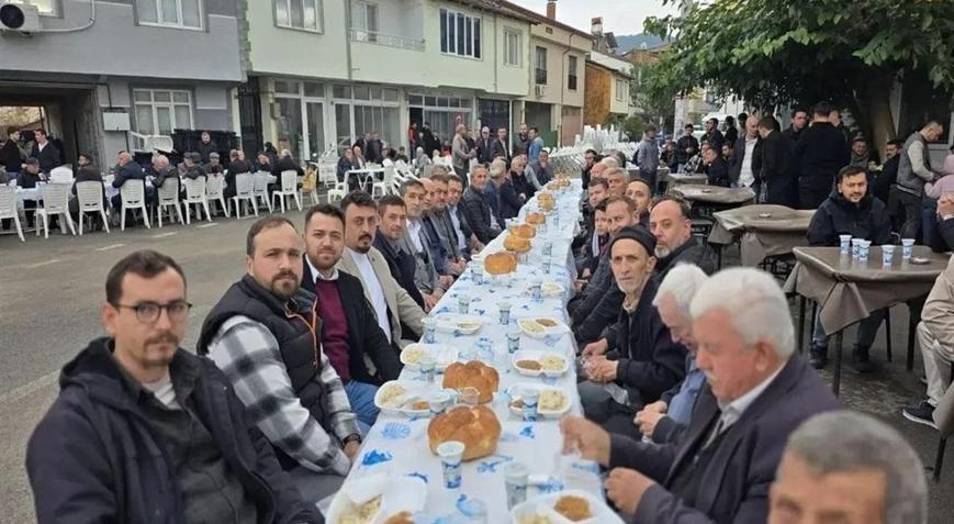 Bursa’da tavuklu pilav etkinliği sonrası 182 kişi hastanelik oldu Ayranlardan numune alındı