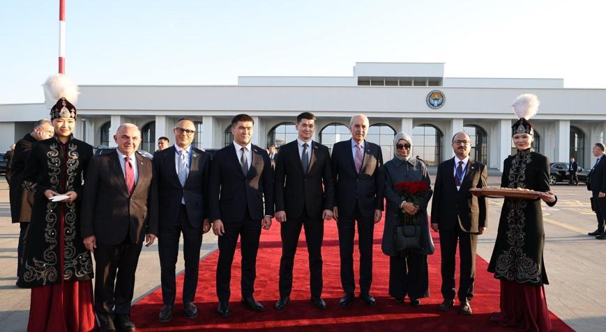 TBMM Başkanı Numan Kurtulmuş Bişkek’e gitti TÜRKPA Genel Kurulu’na katılacak