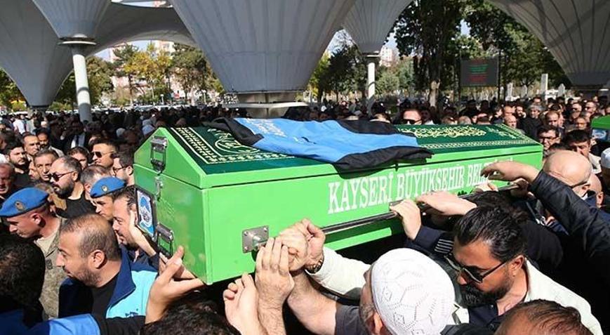 Erciyeste zirve tırmanışında facia: Ölen dağcı son yolculuğuna uğurlandı