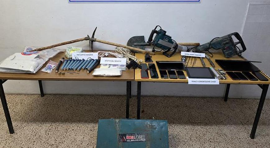 Manisada patlayıcı ve iş makinesiyle kaçak kazı yapanlar suçüstü yakalandı