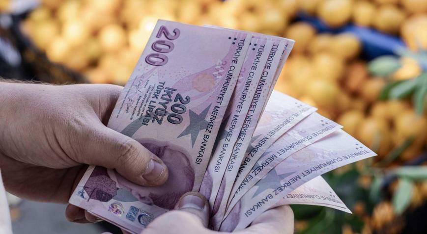 Tüketici güveni ekimde azaldı
