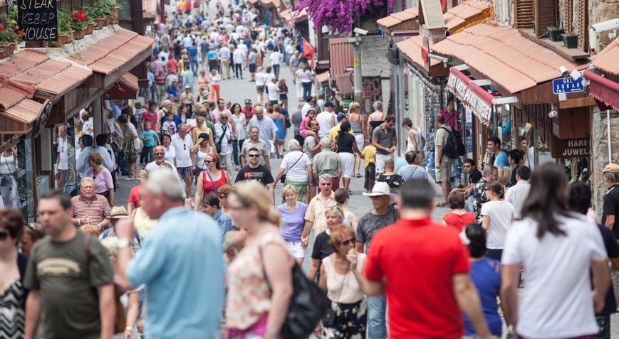 Yerli turistlerden 155 milyar liralık harcama