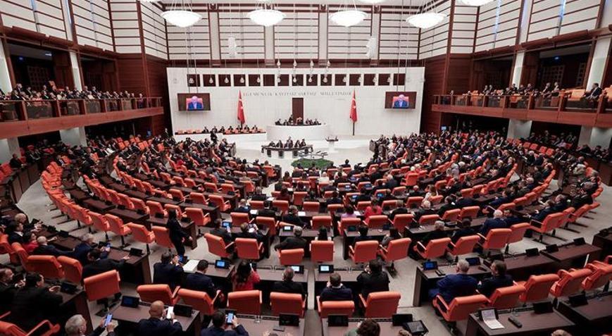 Fon teklifi yasalaştı