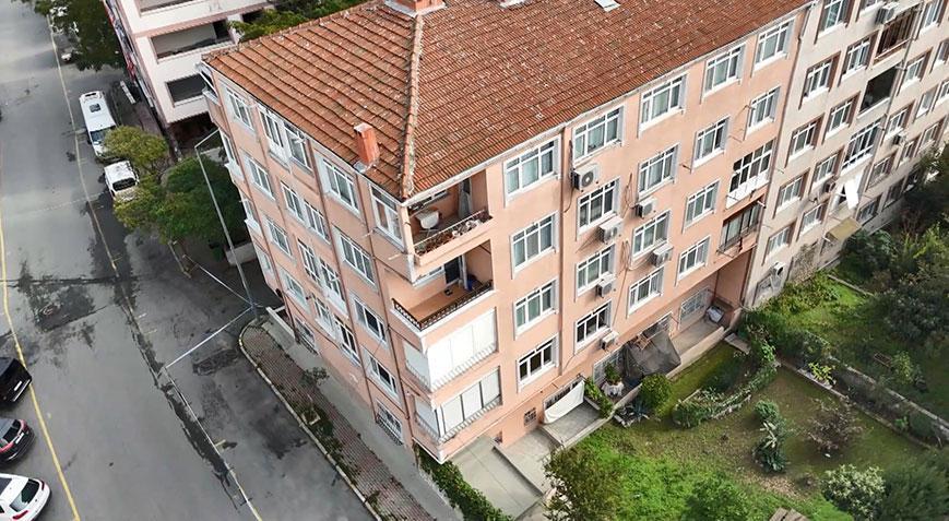 60 yıllık komşular gece yarısı evlerini terk etti ‘Enkaz altından toplamak zorunda kalabilirdik’
