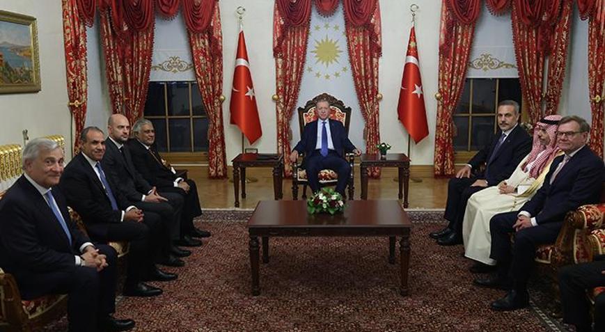 Cumhurbaşkanı Erdoğan 7 ülkenin bakanlarını kabul etti