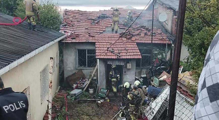 İstanbulda yangın faciası 11 yaşındaki çocuk hayatını kaybetti