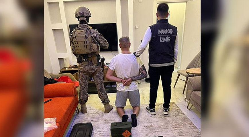 İçişleri Bakanlığı duyurdu Uluslararası aranan şüpheli İzmir’de yakalandı