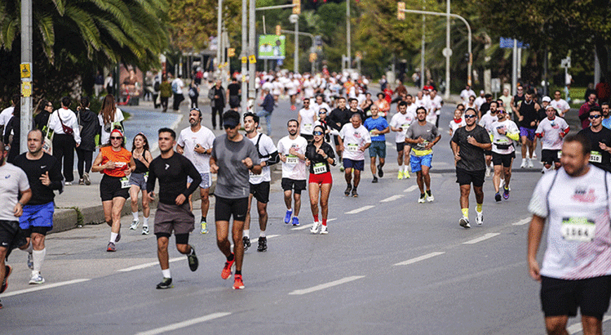 İstanbulda 3 bin 500 kişiyle Cumhuriyet koşusu