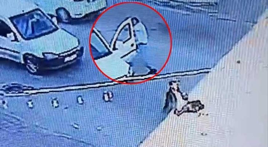 Akan trafikte akılalmaz tuzak Direksiyona geçip arabayı çaldı
