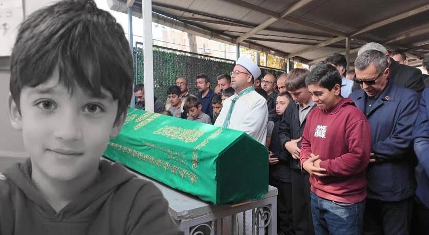 Hayalleri yarım kaldı Küçük kaleciye son görev: Gözyaşları sel oldu
