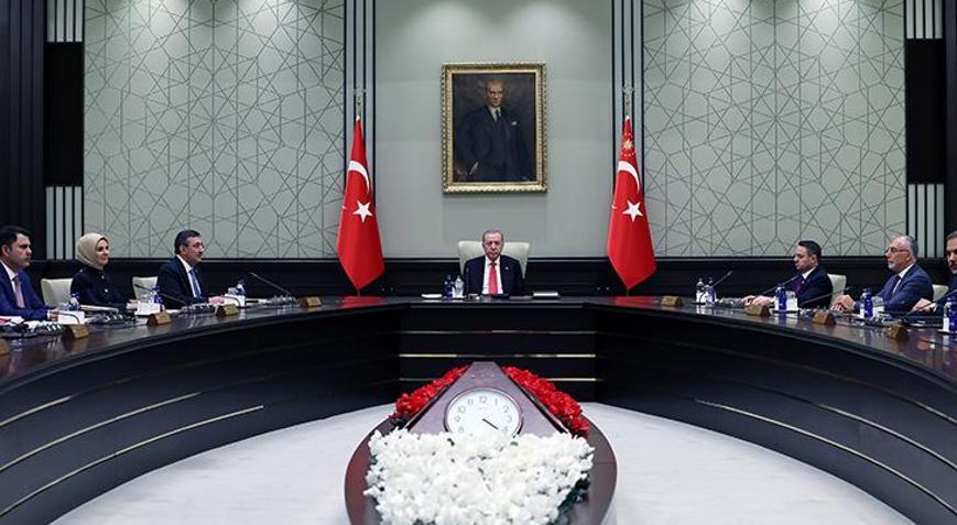 Kabine yoğun gündemle toplandı İşte masadaki başlıklar