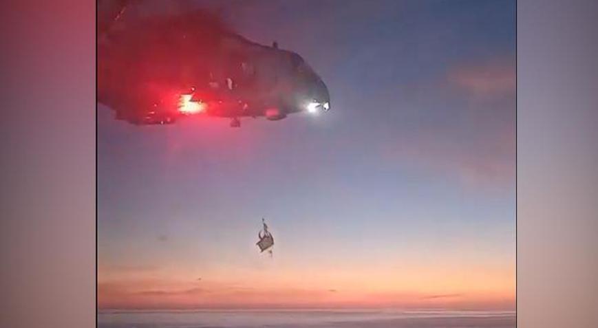 Cezayir açıklarında yaralanan Türk denizci helikopterle tahliye edildi