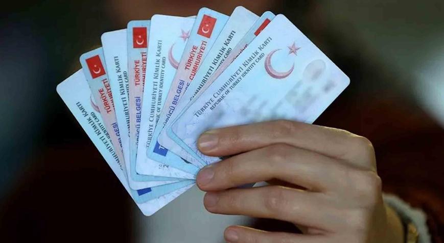 Kimlik ve diplomalar için yeni sistem Tek cüzdanda birleştirilecek