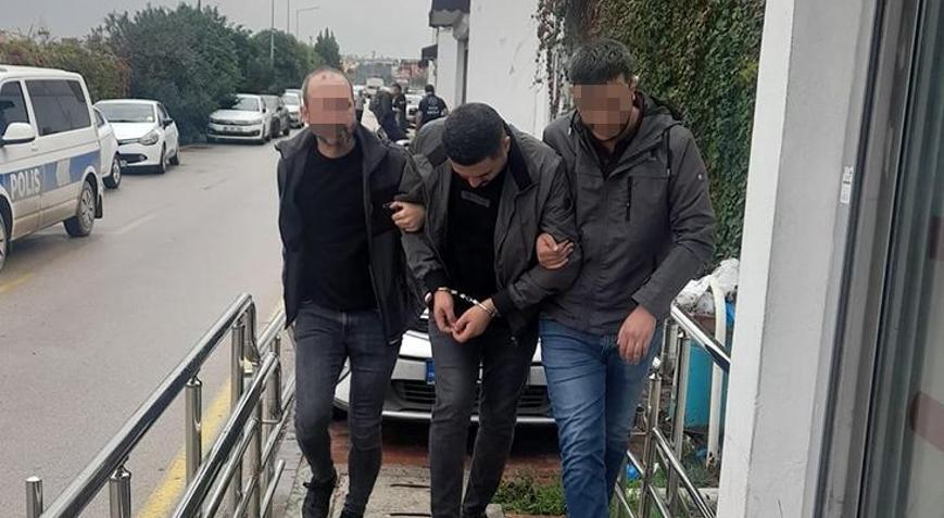 Adanada MİT destekli operasyon Aranan şüpheli yakalandı
