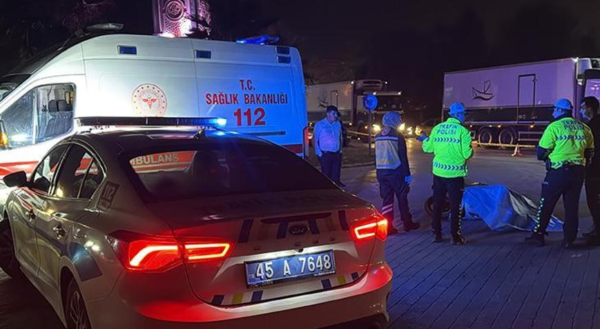 Manisa’da TIRla çarpışan motosikletin sürücüsü öldü