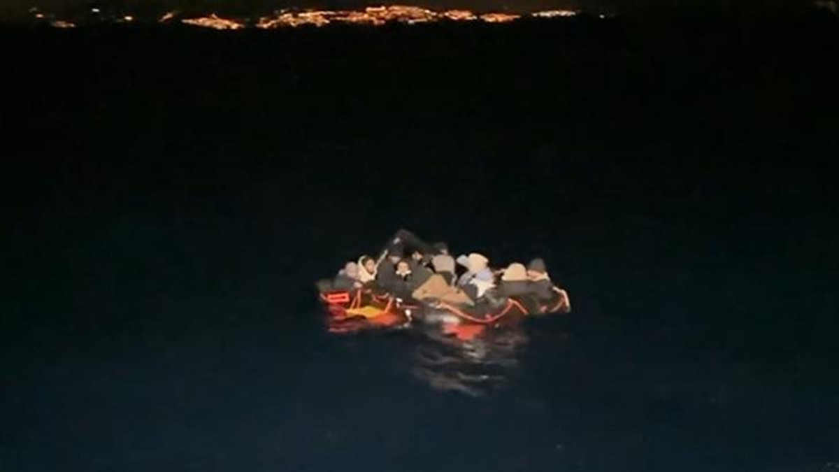Bodrum'da 36 kaçak göçmenin kurtarıldığı olay