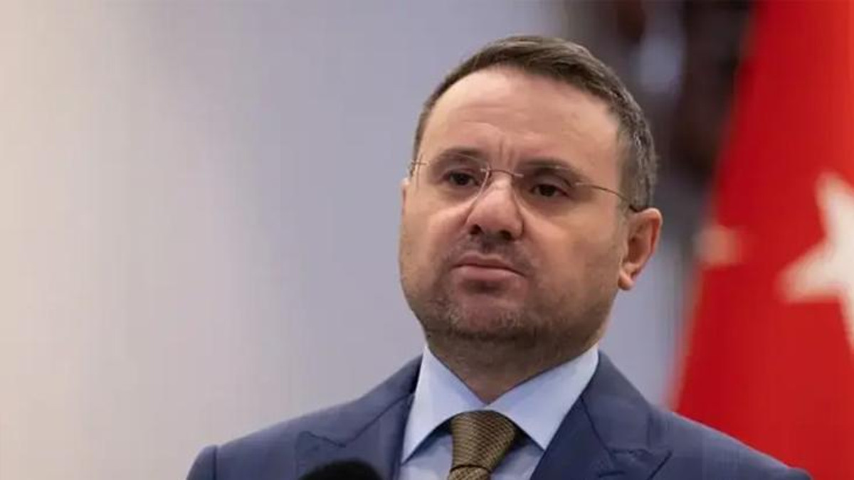 Gürlek gönüllü iade kararı hakkında açıklama yaptı